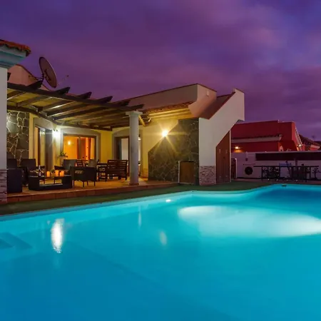 فيلة Maca By كوراليهو